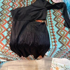 Elegant Black One-Shoulder Dress